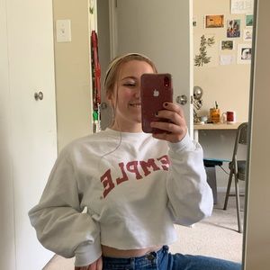 Meet your Posher, Elise